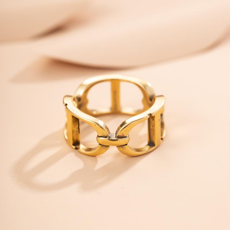 DIOR Retro CD Letter Ring