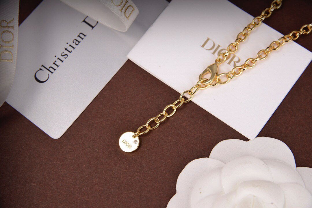 DIOR Luxury Pearl Crystal Necklace