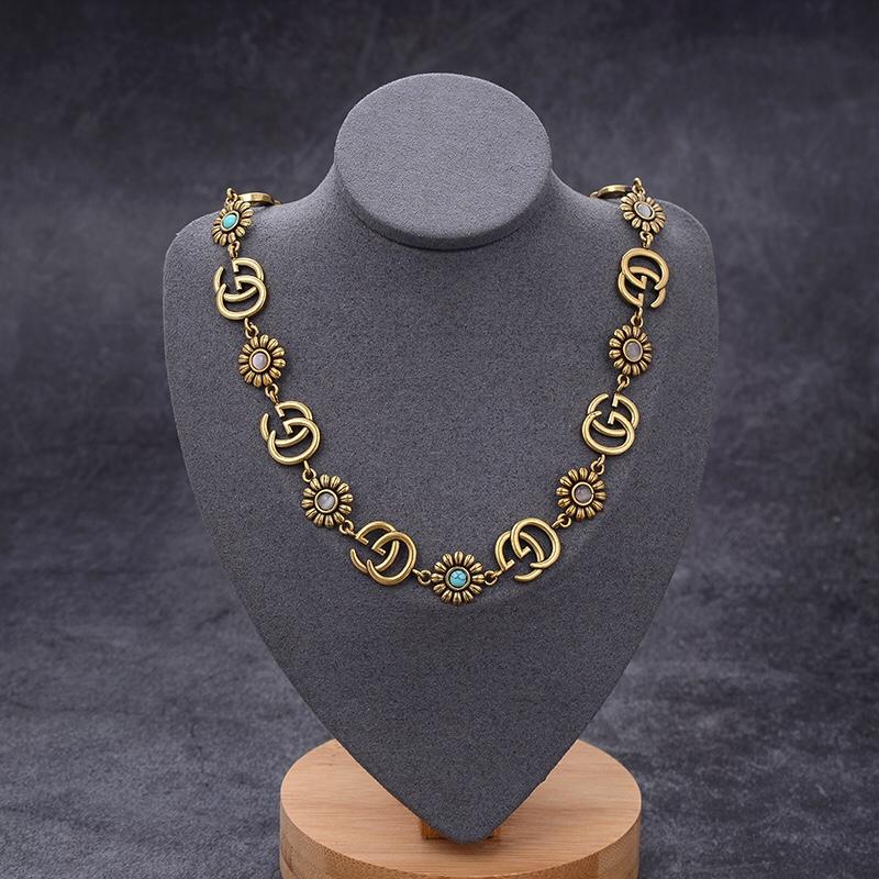 GUCCI Vintage Sunflower Double G Necklace