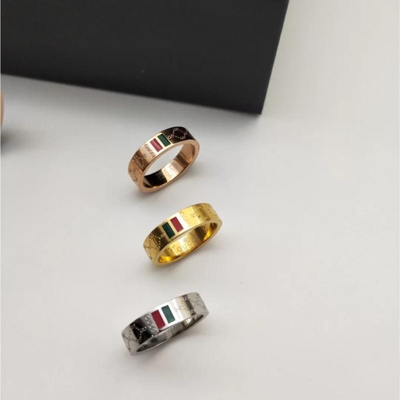 GUCCI Fashion carved letter ring