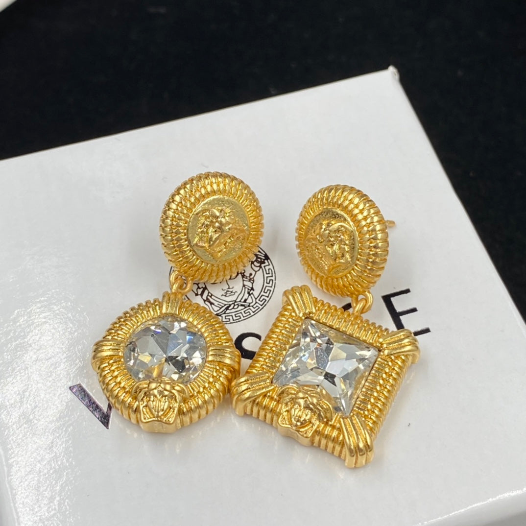 VERSACE New this season - Radiant Star