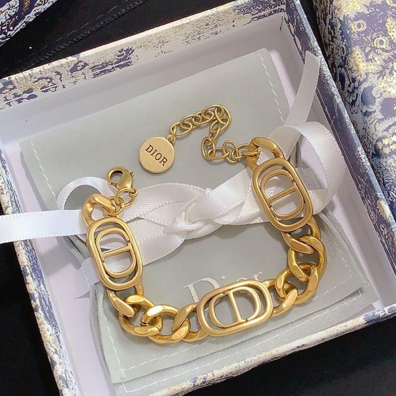 DIOR Fashion Hollow Letter Bracelet