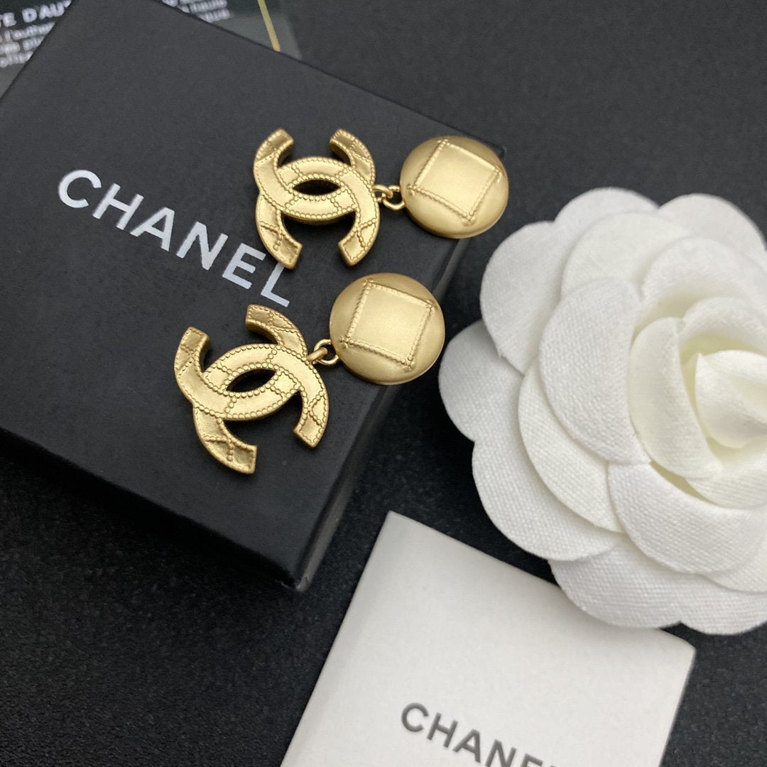 CHANEL Luxury Gold Double C Pendant Earrings