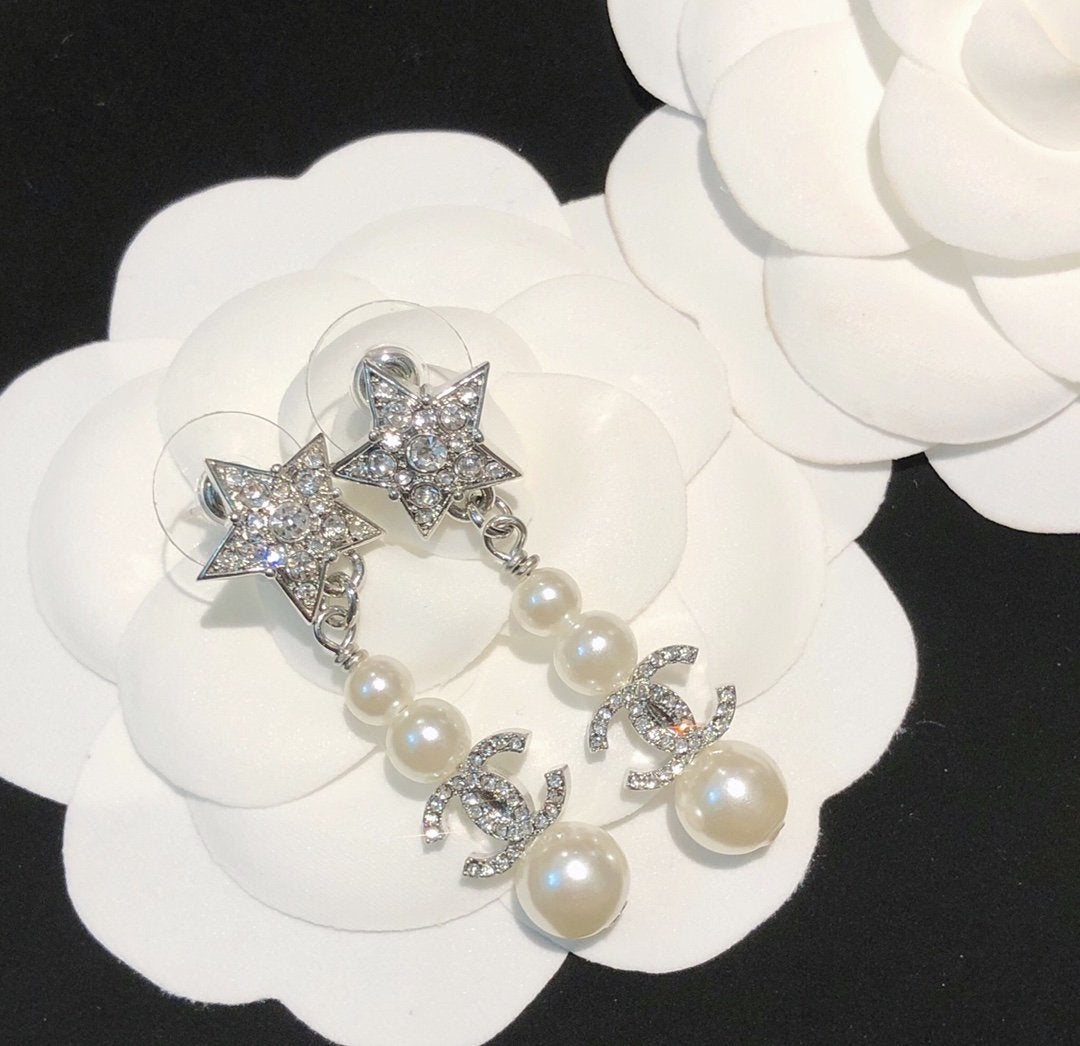 CHANEL Elegant Pearl Crystal Star Pendant Earrings