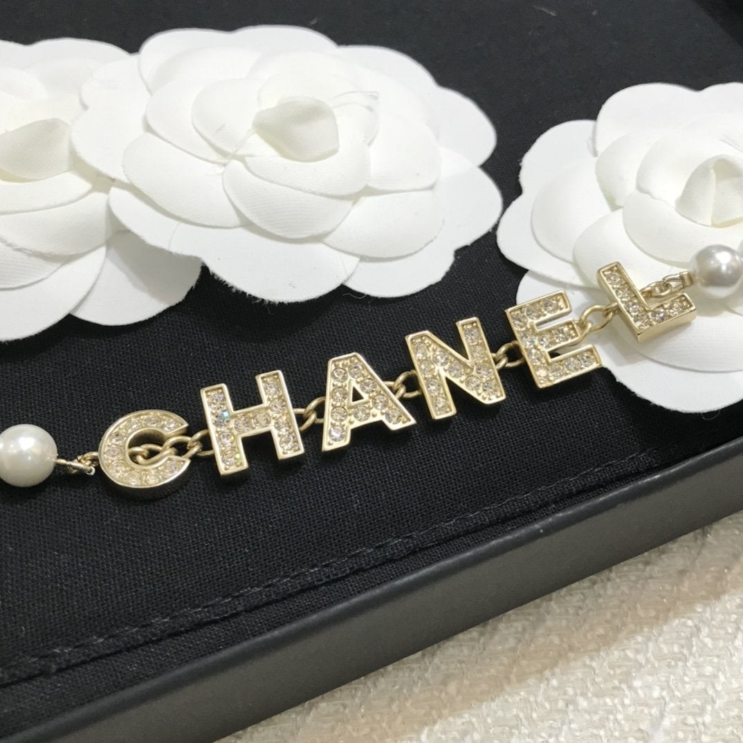 CHANEL New Letter Pearl Necklace