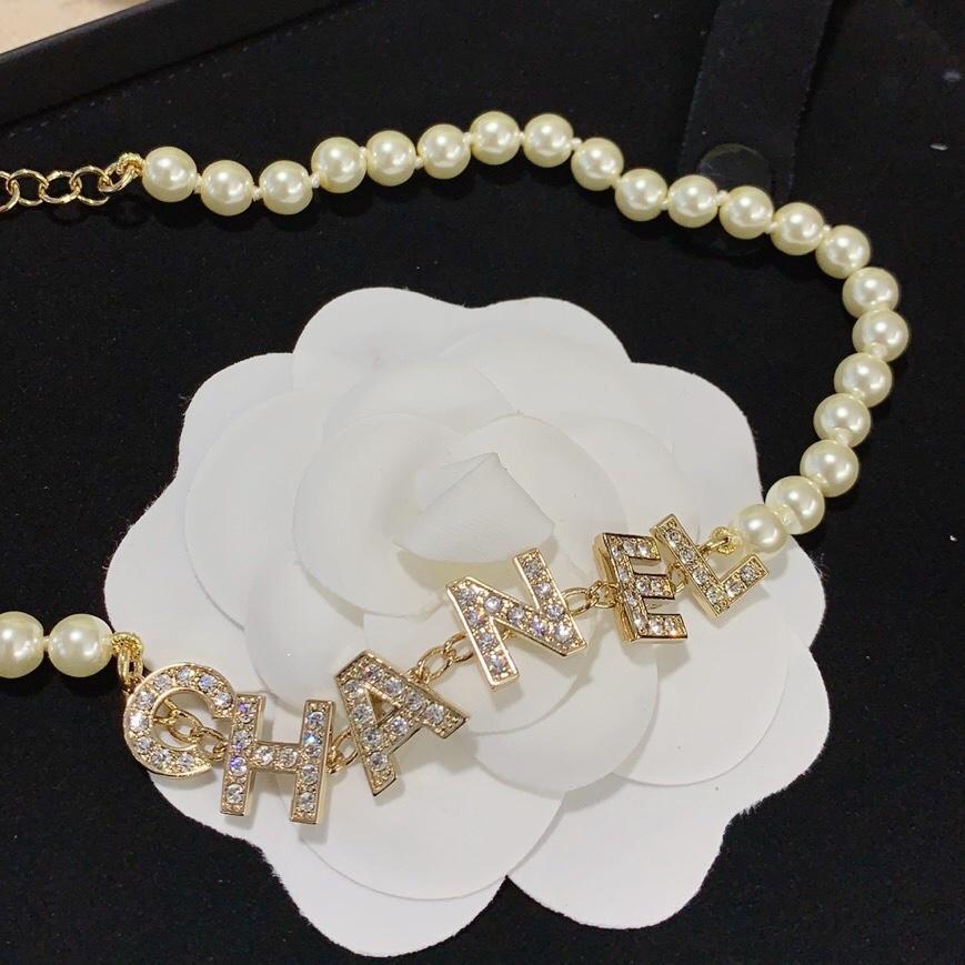 CHANEL Luxury Rhinestone Pearl Letter Necklace