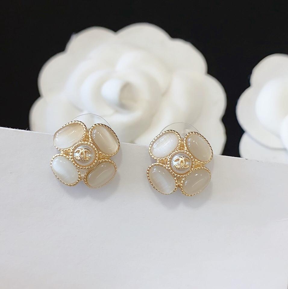 CHANEL Fashion opal earrings