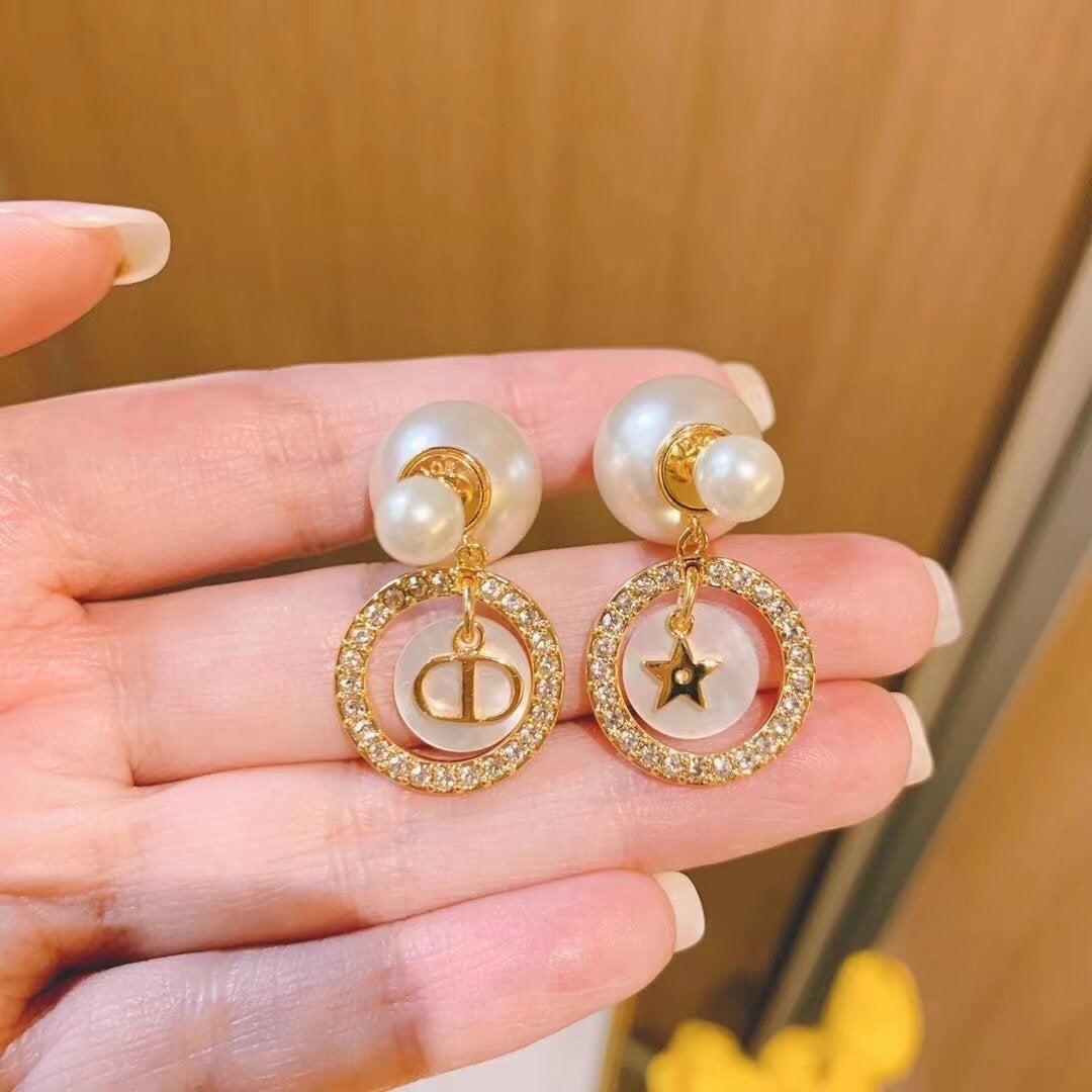 DIOR White Mother-of-pearl Classic Earrings