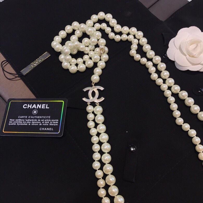 CHANEL Fashion double-layer pearl necklace