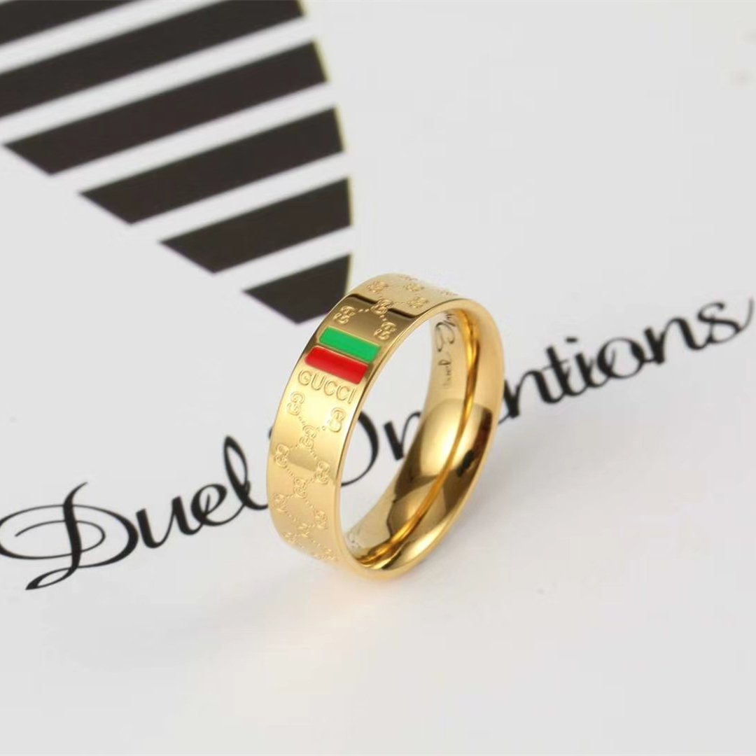 GUCCI Fashion carved letter ring
