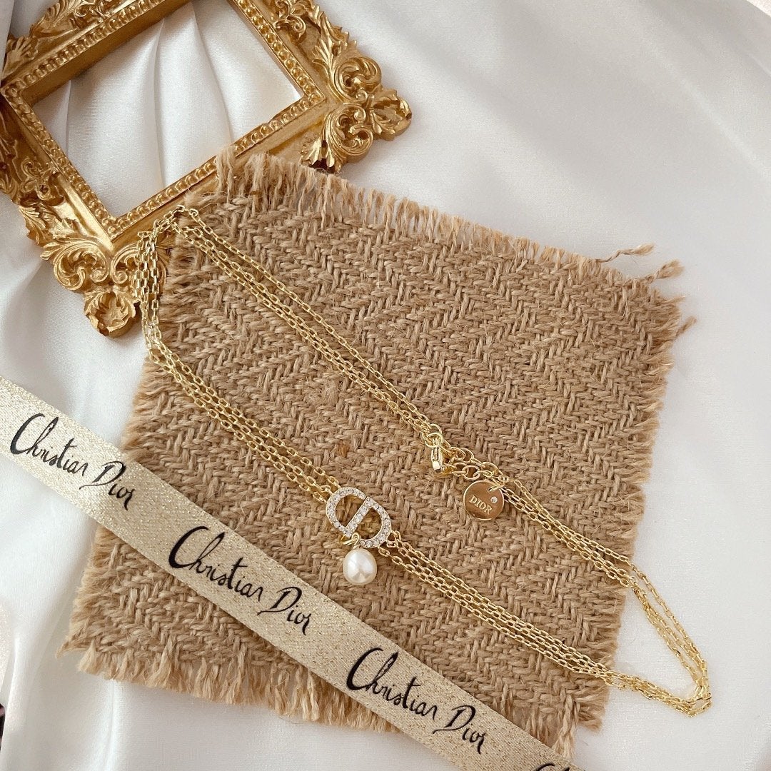 DIOR Luxury Rhinestone Pearl Pendant Necklace