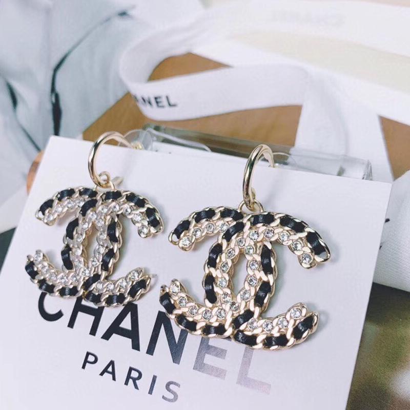 CHANEL Fashion Crystal Big Earrings