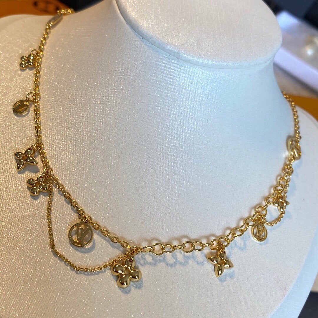 LV Fashion Flower Letter Necklace