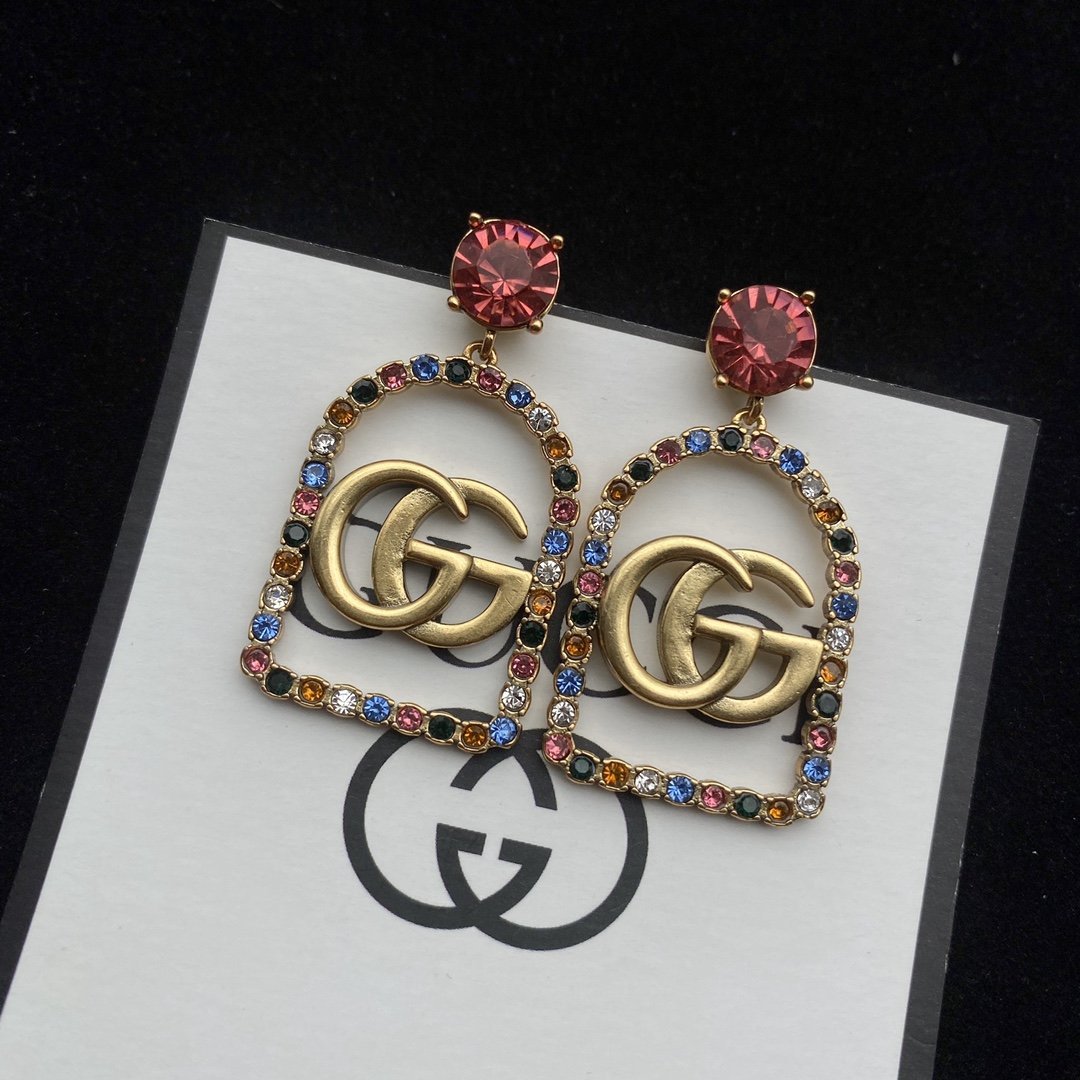 GUCCI French Style Arch Diamond Necklace