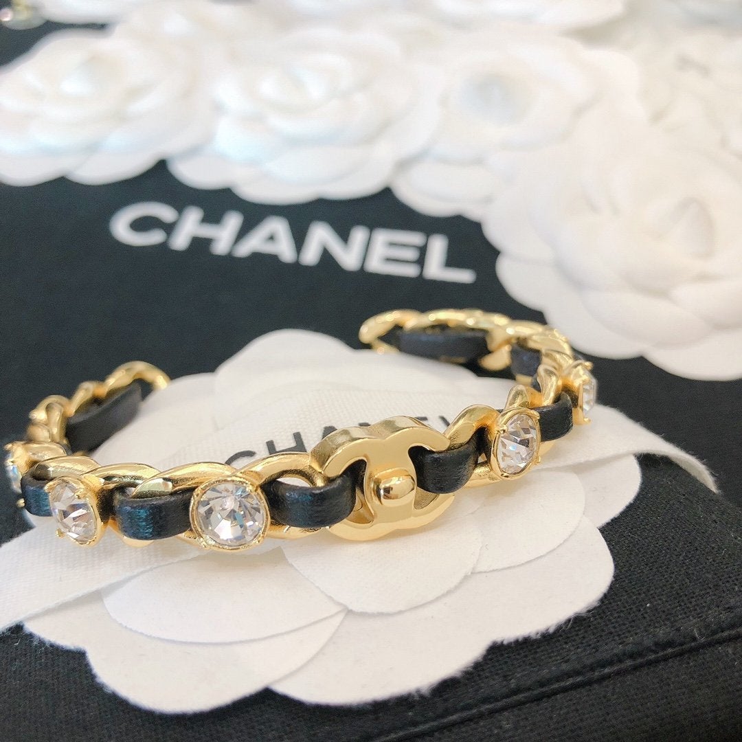 CHANEL Handmade Sheepskin Rhinestone Bracelet