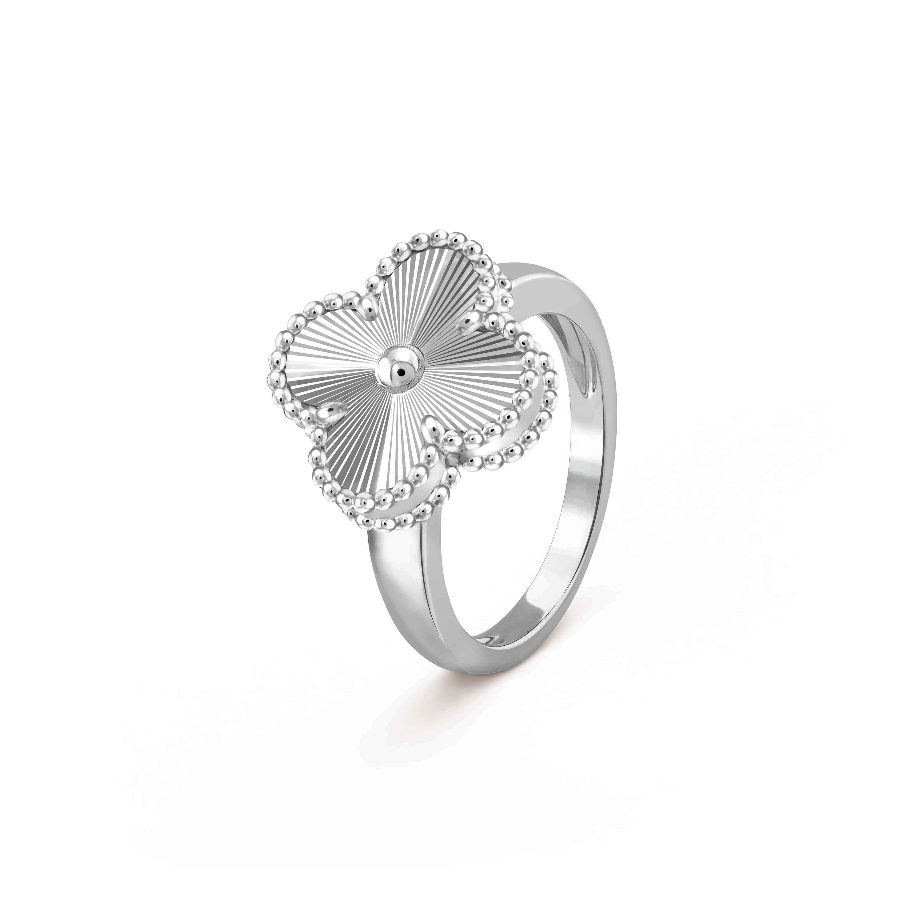 Vintage Alhambra ring