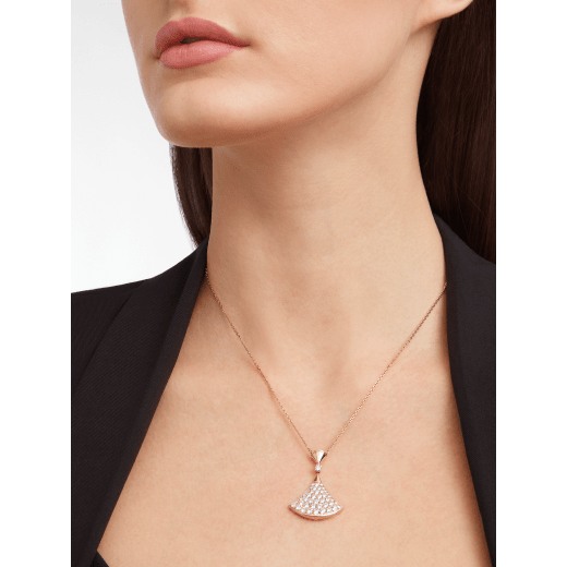 DIVAS’ DREAM NECKLACE in Rose Gold with Diamonds