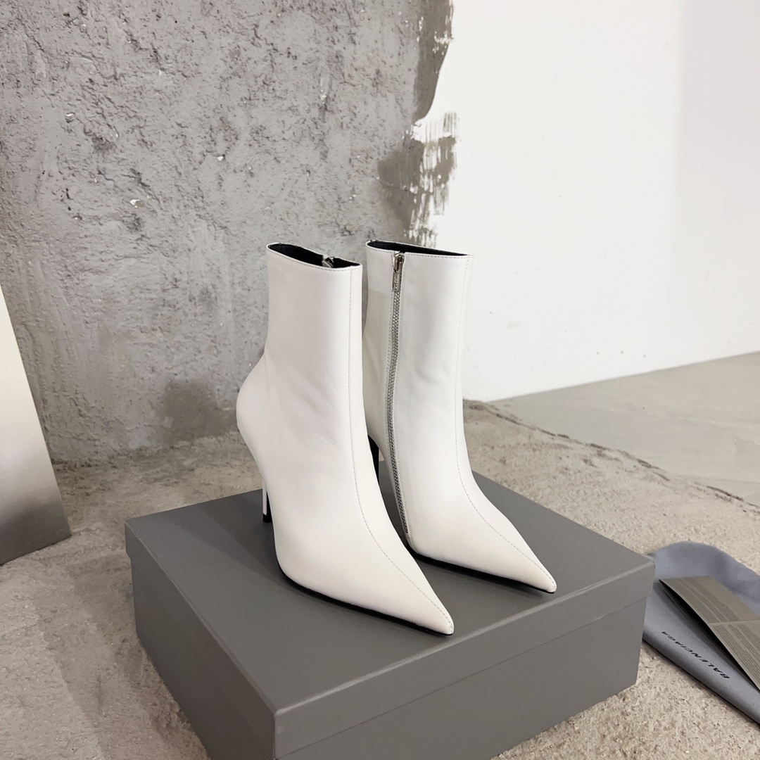 [TOP] BALNCIAGA Pointed Toe Zip Short Boots - 2 Colors - Balenciaga