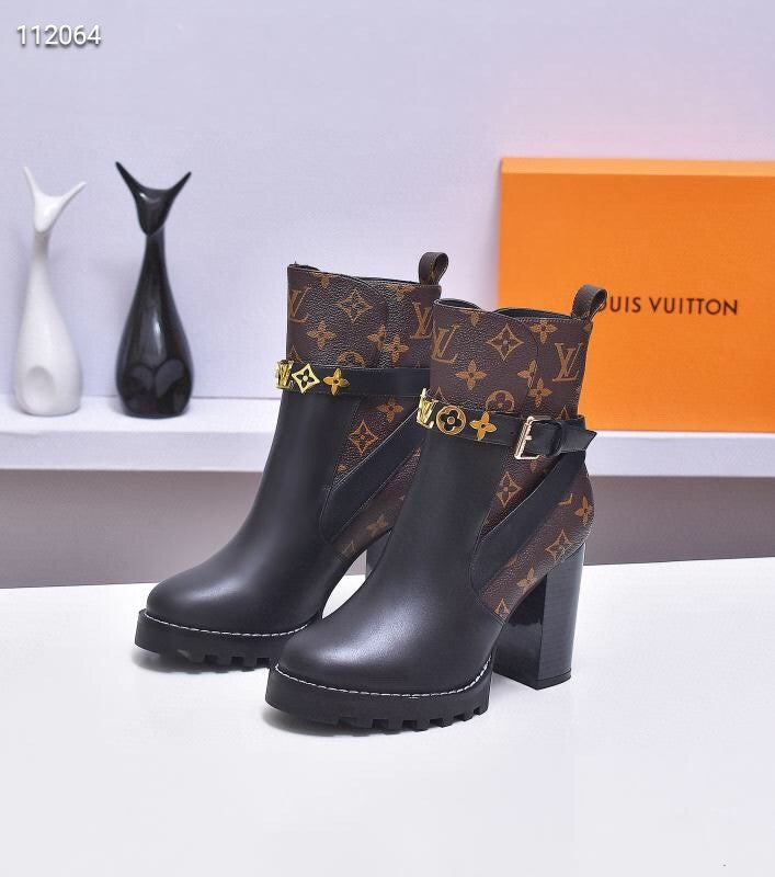 [TOP] L&V V Ankle Boots Monogram Metal Charm - Black - LV Louis Vuitton