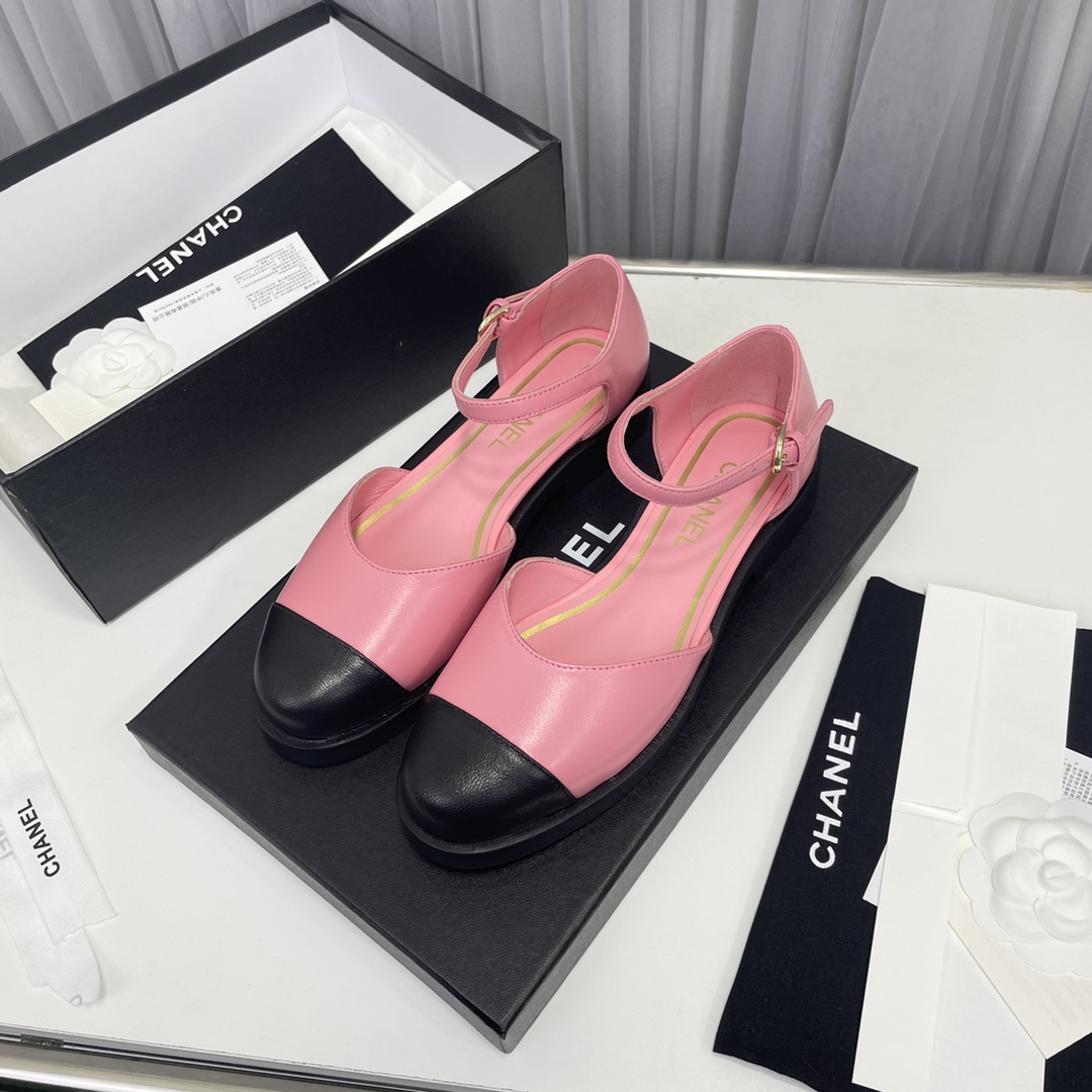 [TOP] CH@NEL Two Tone Mules - Collection - Chanel
