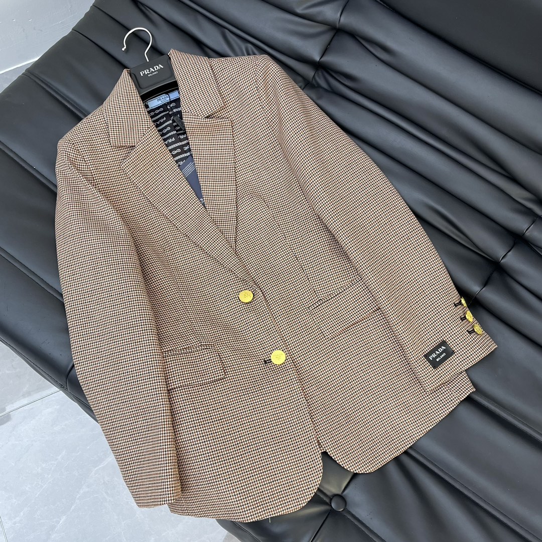 [TOP] PR@DA Gold Letter Buckle Suit Coat - Prada
