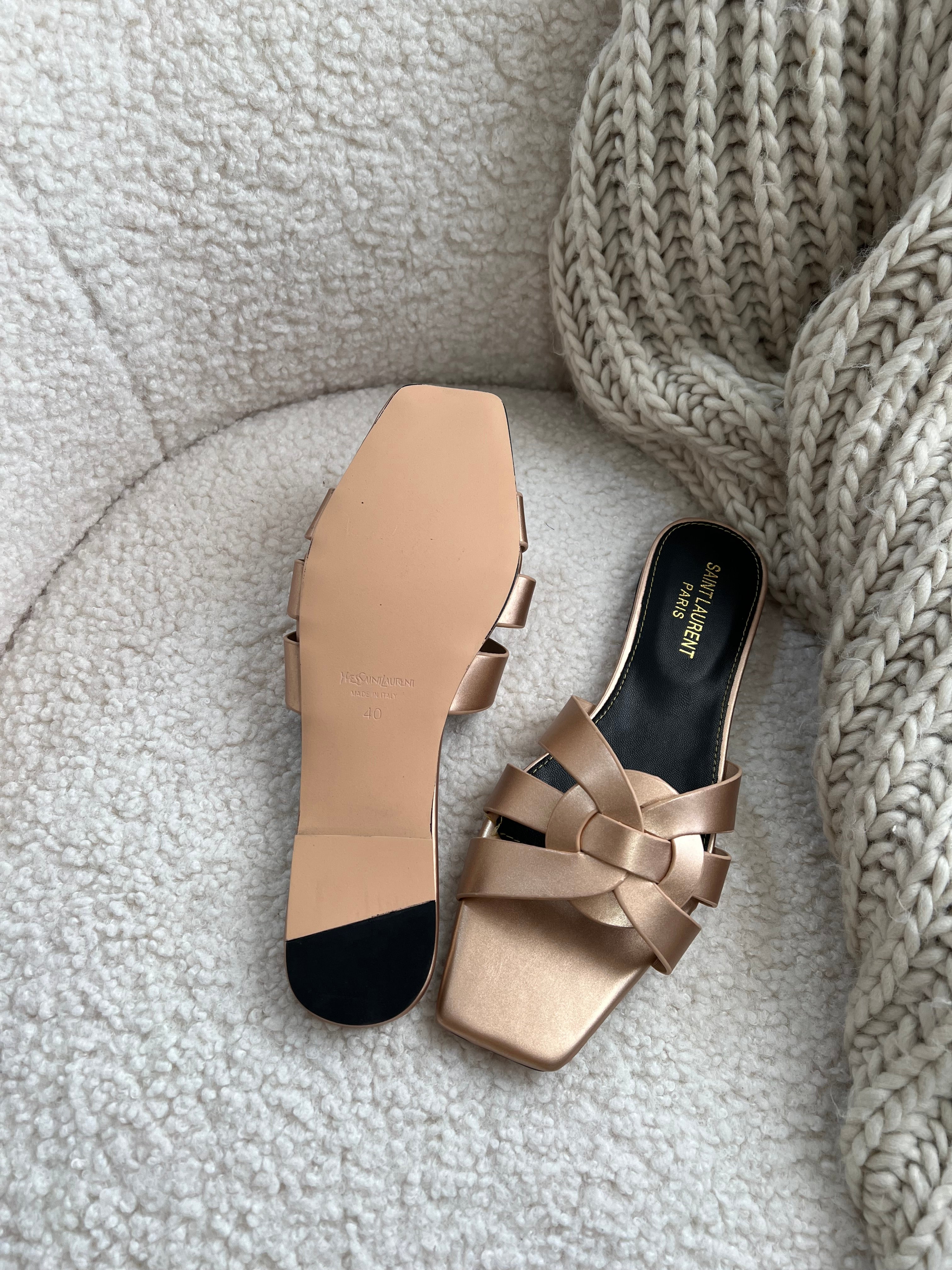 [TOP] Y$L Flat Sandals - Gold