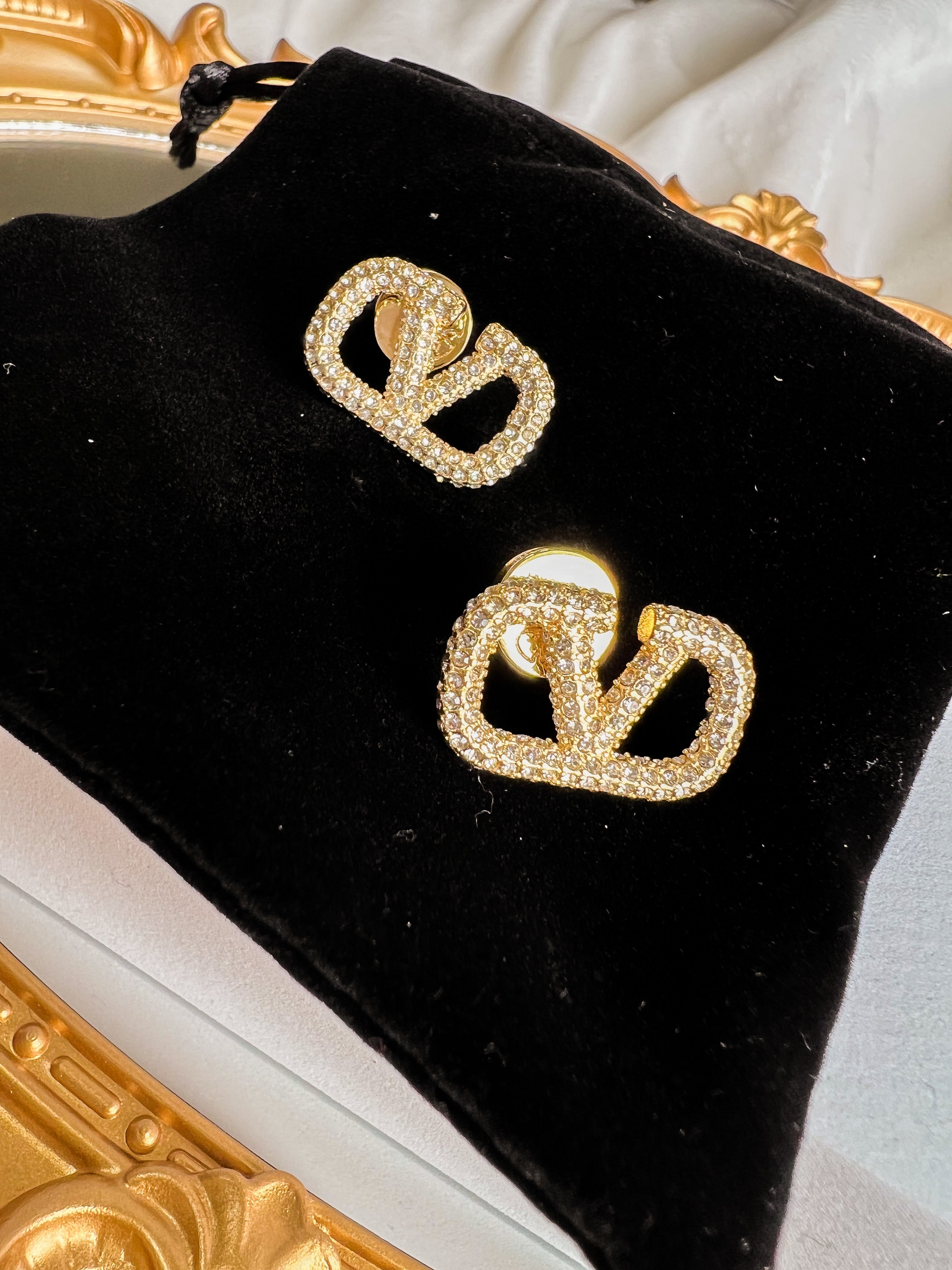 [TOP] V@LENTINO V*lentino V Stud Earrings w Crystal - Gold - Valentino