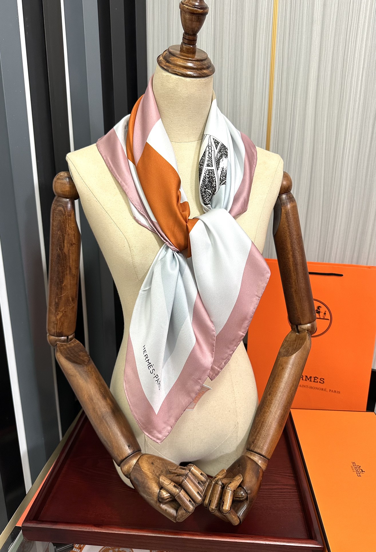 [TOP] HRMES Silk Square Scarf - 3 Color - Hermes