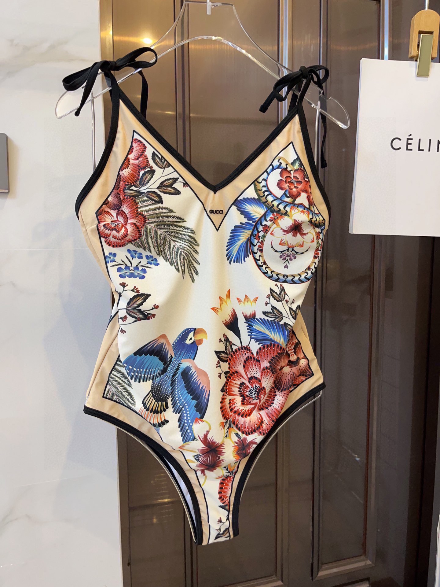 [TOP] GUCC! One-Piece Swimsuit - Gucci