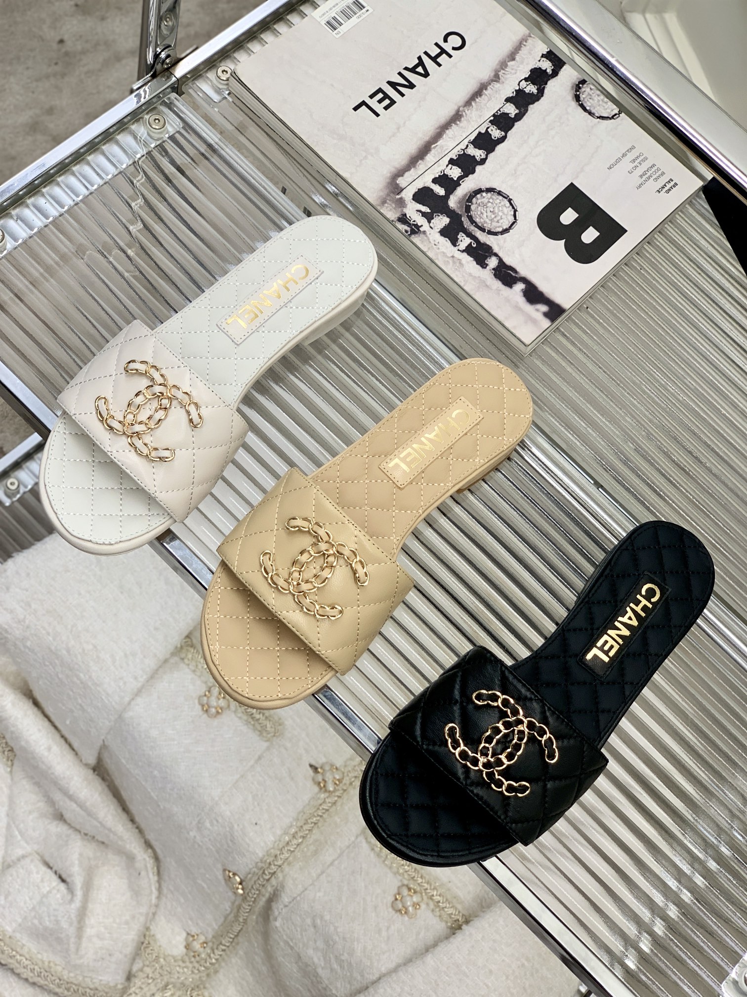 [TOP] CH@NEL Sheepskin Lozenge Slippers - 3 Color - Chanel