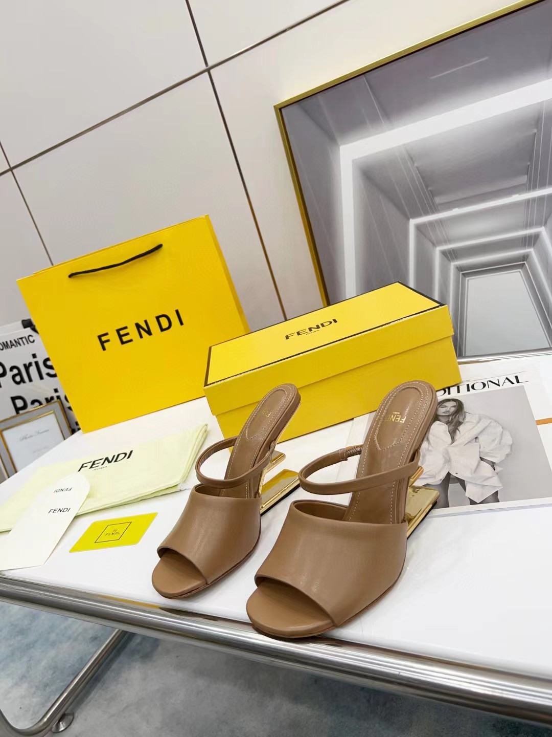 [TOP] FNDI First High Heel - Tan - Fendi