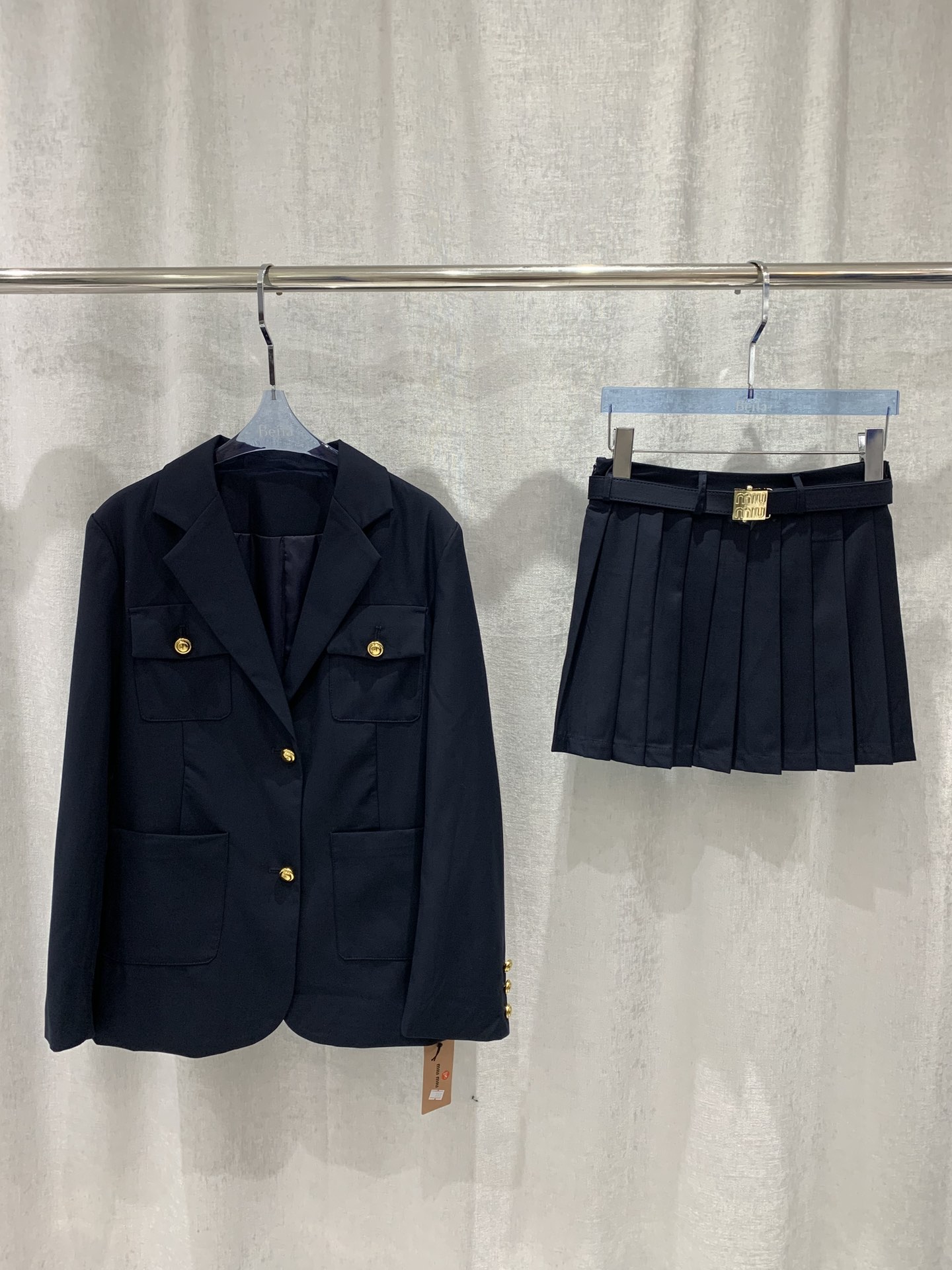 [TOP] m!u m!u Suit & high waist pleated skirt - MIUMIU