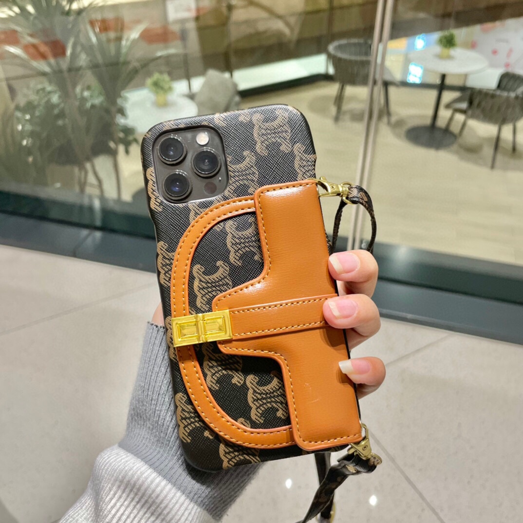 [TOP] CLINE Iphone case - Celine