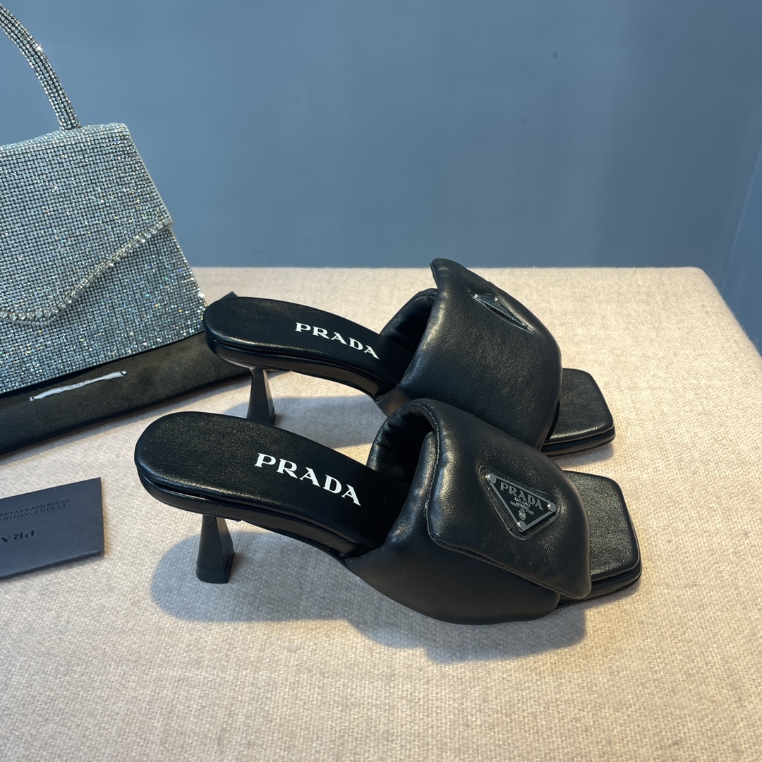 [TOP] PR@DA Soft Padded Nappa Sandals - 2 Color - Prada