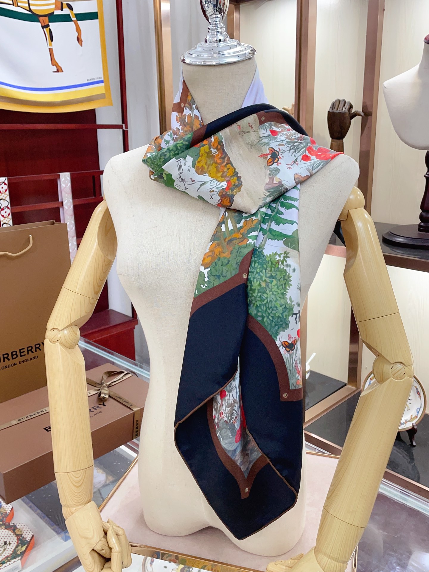 [TOP] BURBRRY Silk Scarf 90cm Square - Green - Burberry