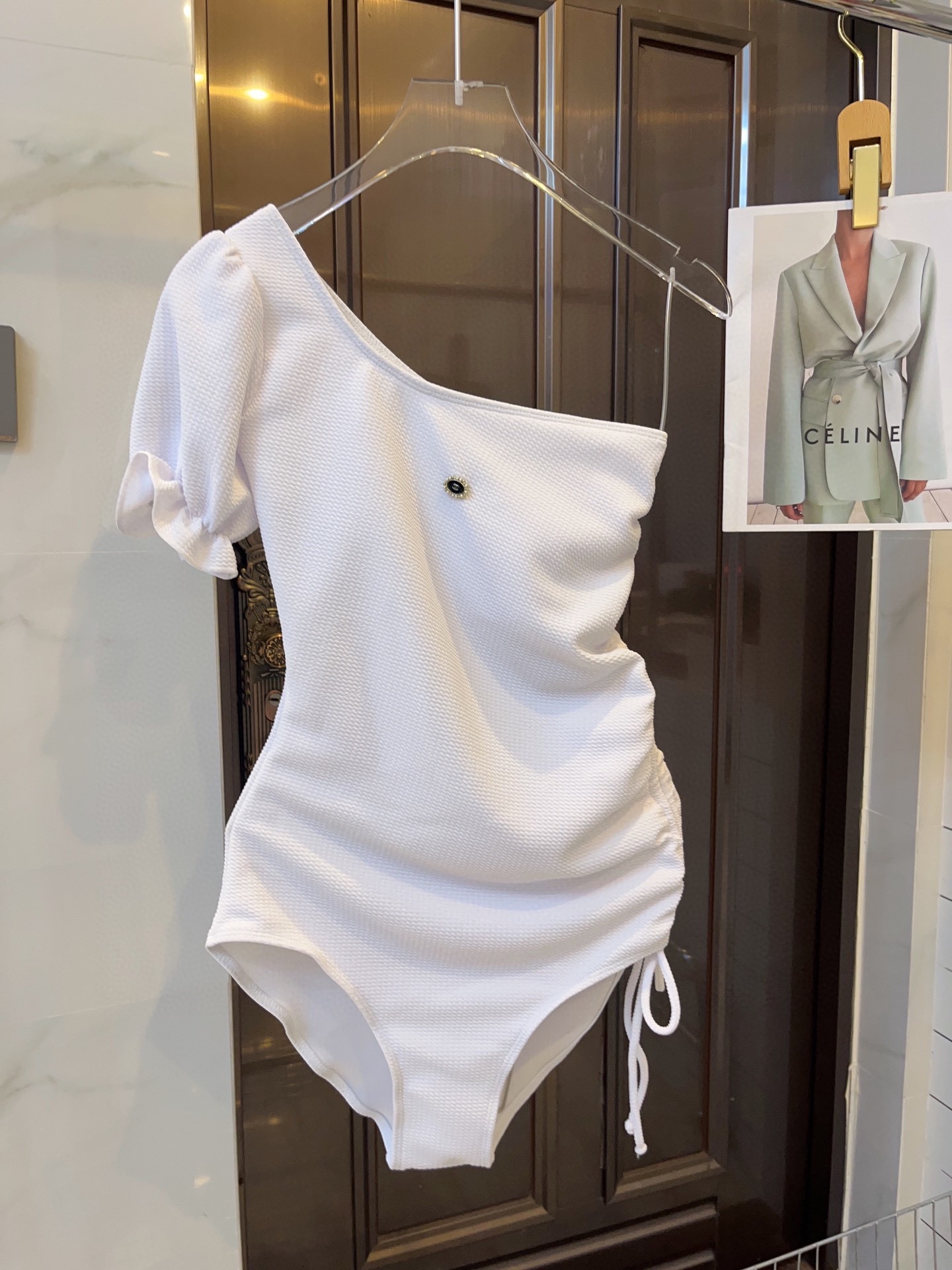 [TOP] CH@NEL One-Sleeve One-Piece Drawstring Swimsuit - White - Chanel