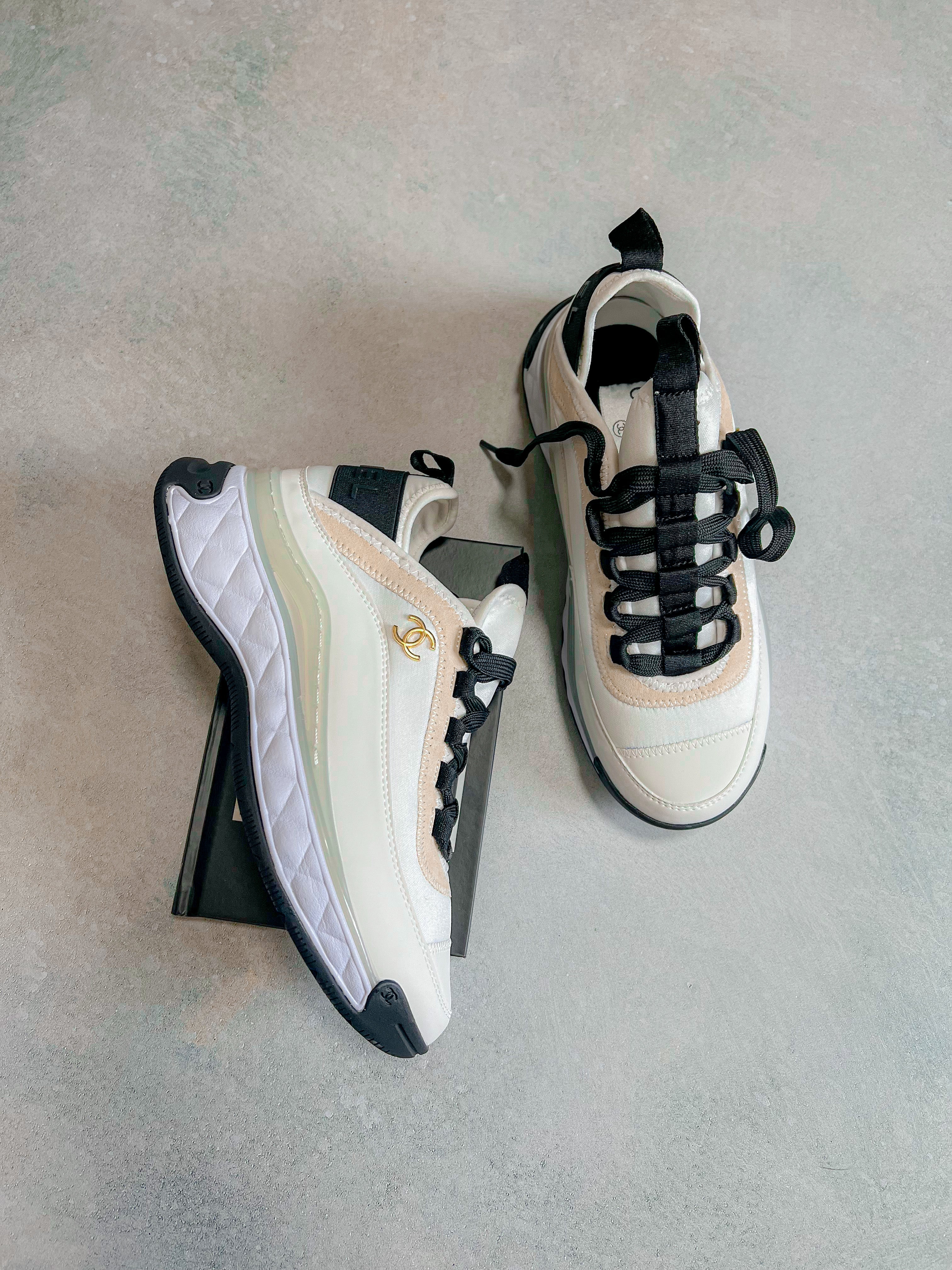 [TOP] CH@NEL Trail Sneakers - Ivory/White/Black - Chanel
