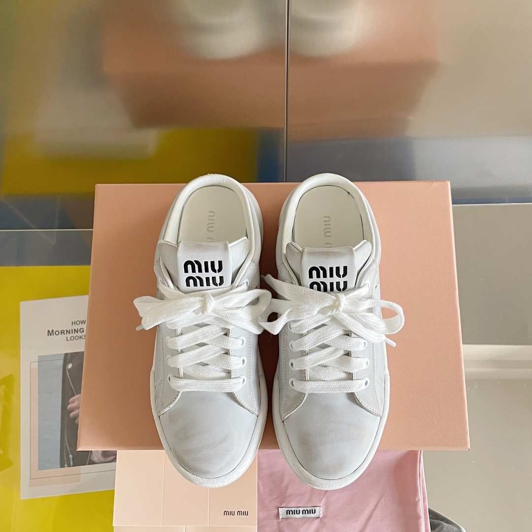 [TOP] m!u m!u Vintage Shoes Casual Sneakers - MIUMIU