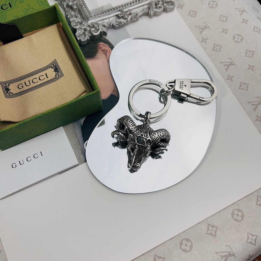 [TOP] GUCC! Men's/Women's Keychains - Silver - Gucci