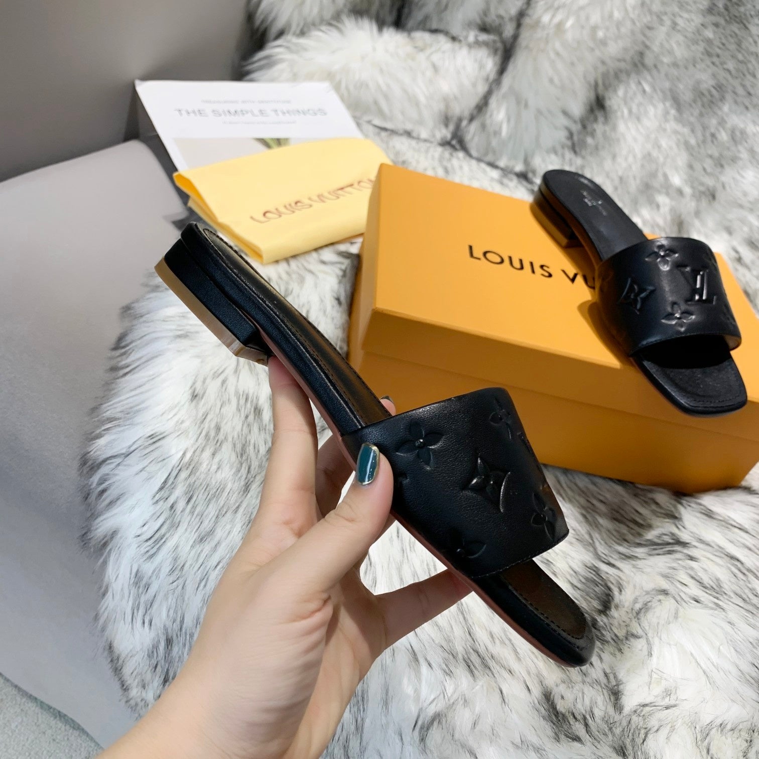 [TOP] L&V LV Empreinte Sandals - Black - LV Louis Vuitton