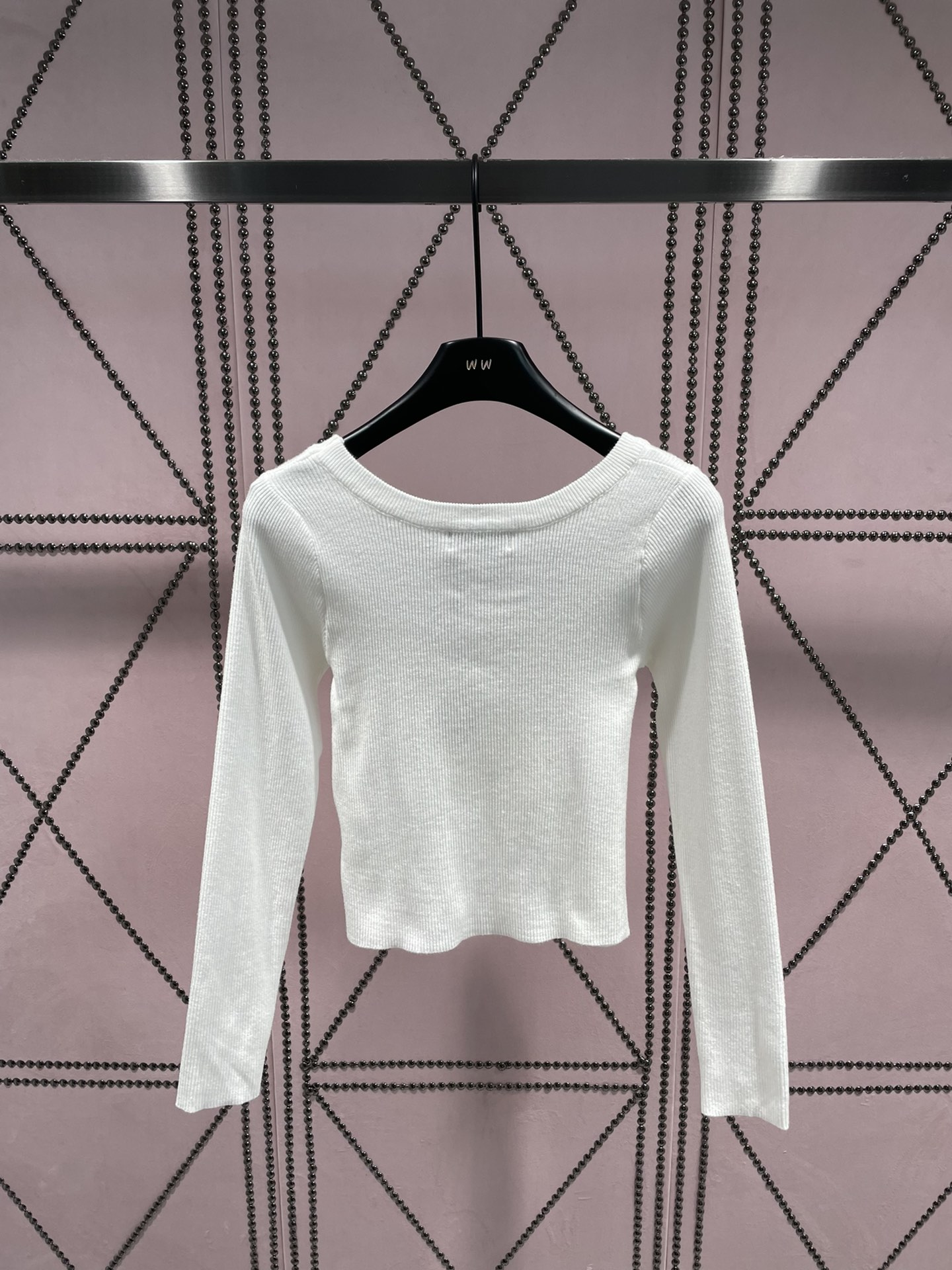 [TOP] LOEW 3D Embossed Logo Intarsia Knitted Sweater - 3 Colors - LOEWE