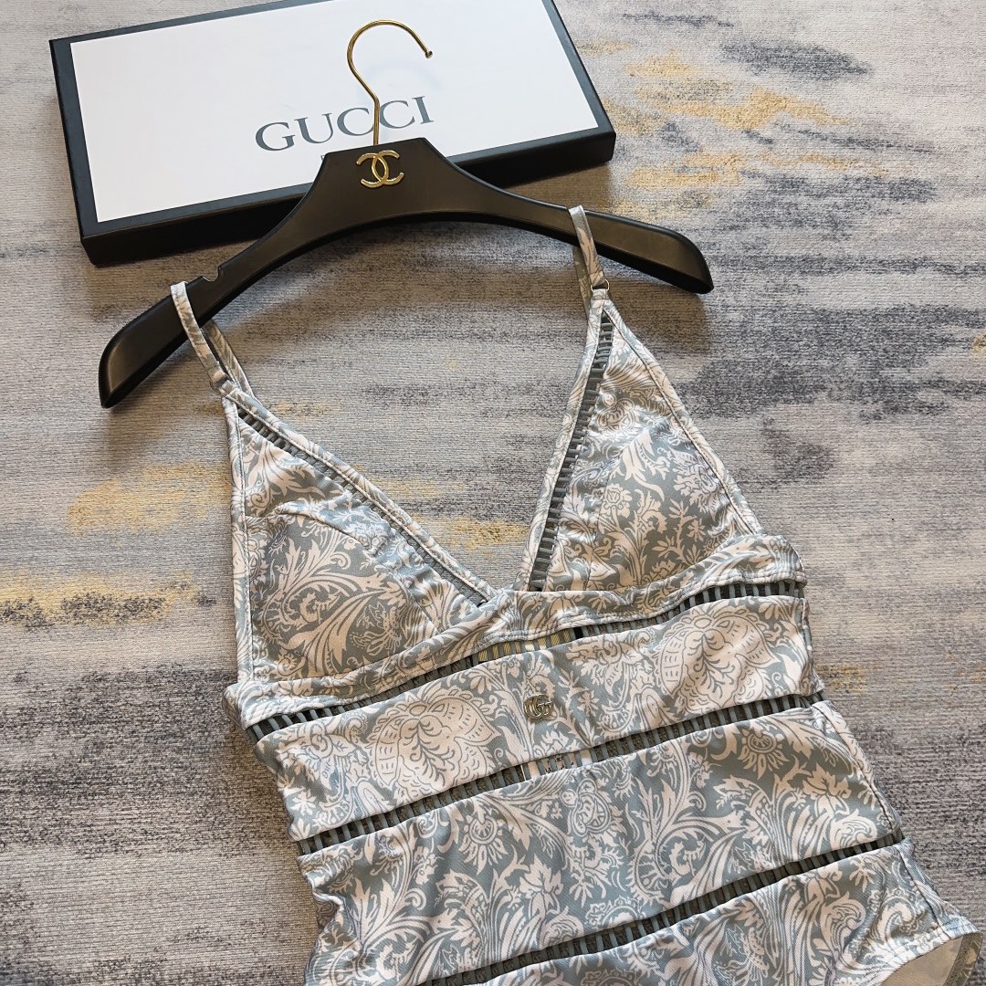 [TOP] GUCC! Pattern One-Piece Swimsuit Gucci