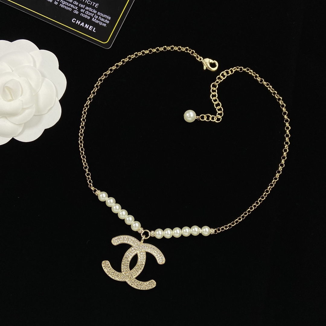 [TOP] CH@NEL Metal/Pearl Gradient Diamond Necklace - Gold - Chanel