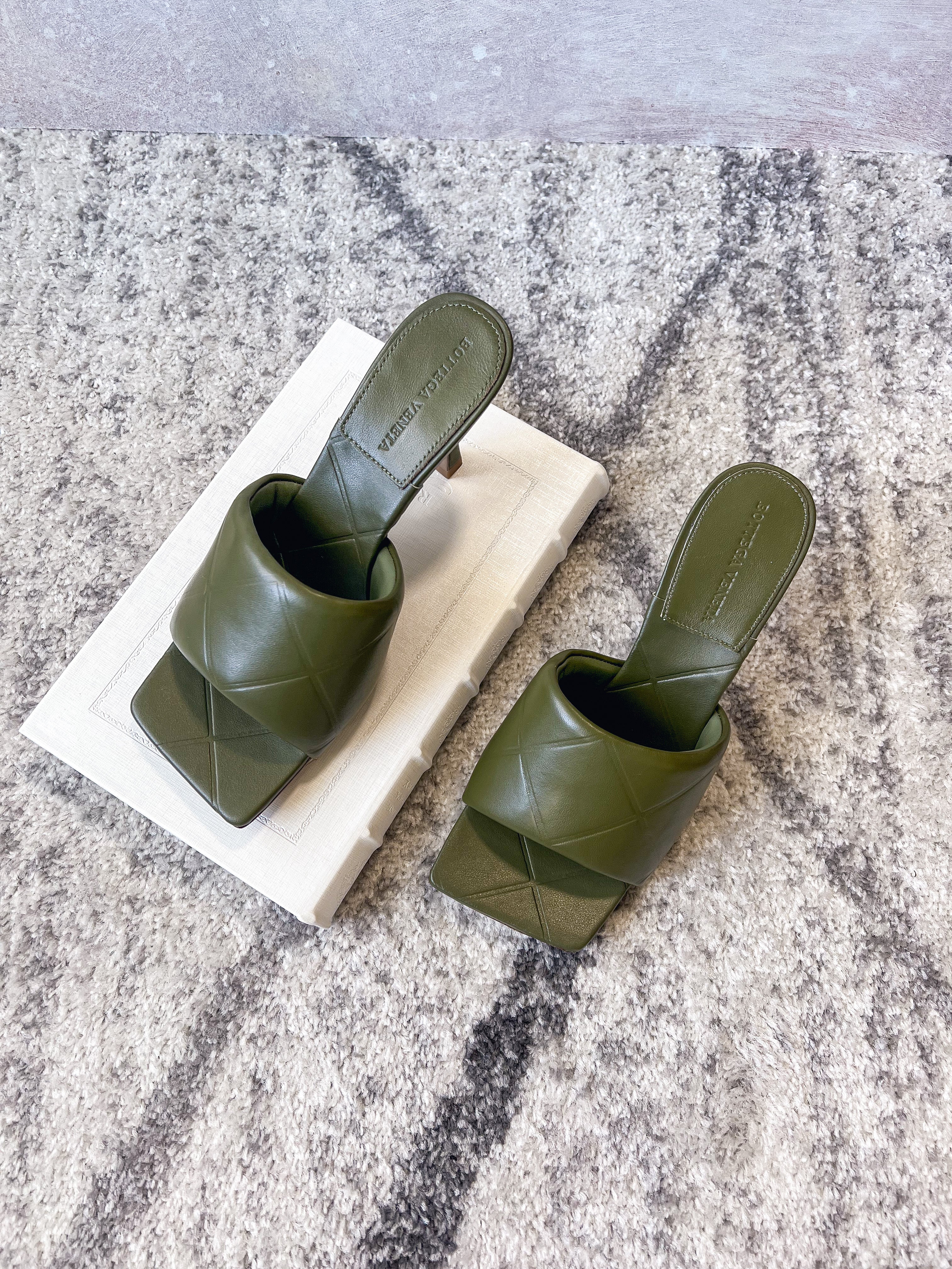 [TOP] B&V BV Quilted Leather Lido Heeled Mule - Dark Green - Bottega Veneta