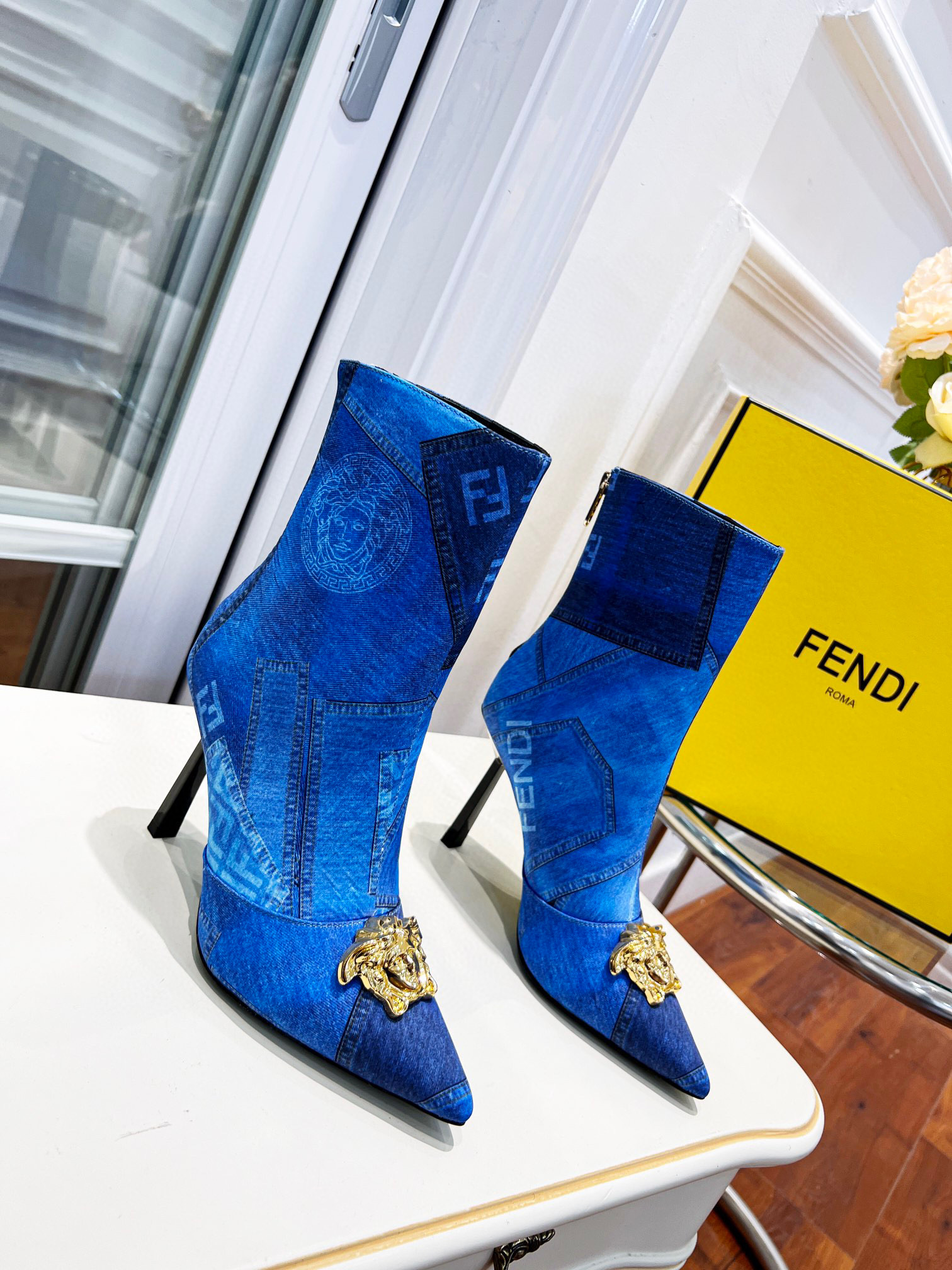 [TOP] FNDI Fendi x Versace Denim Boots - Blue & GHW - Fendi - Versace