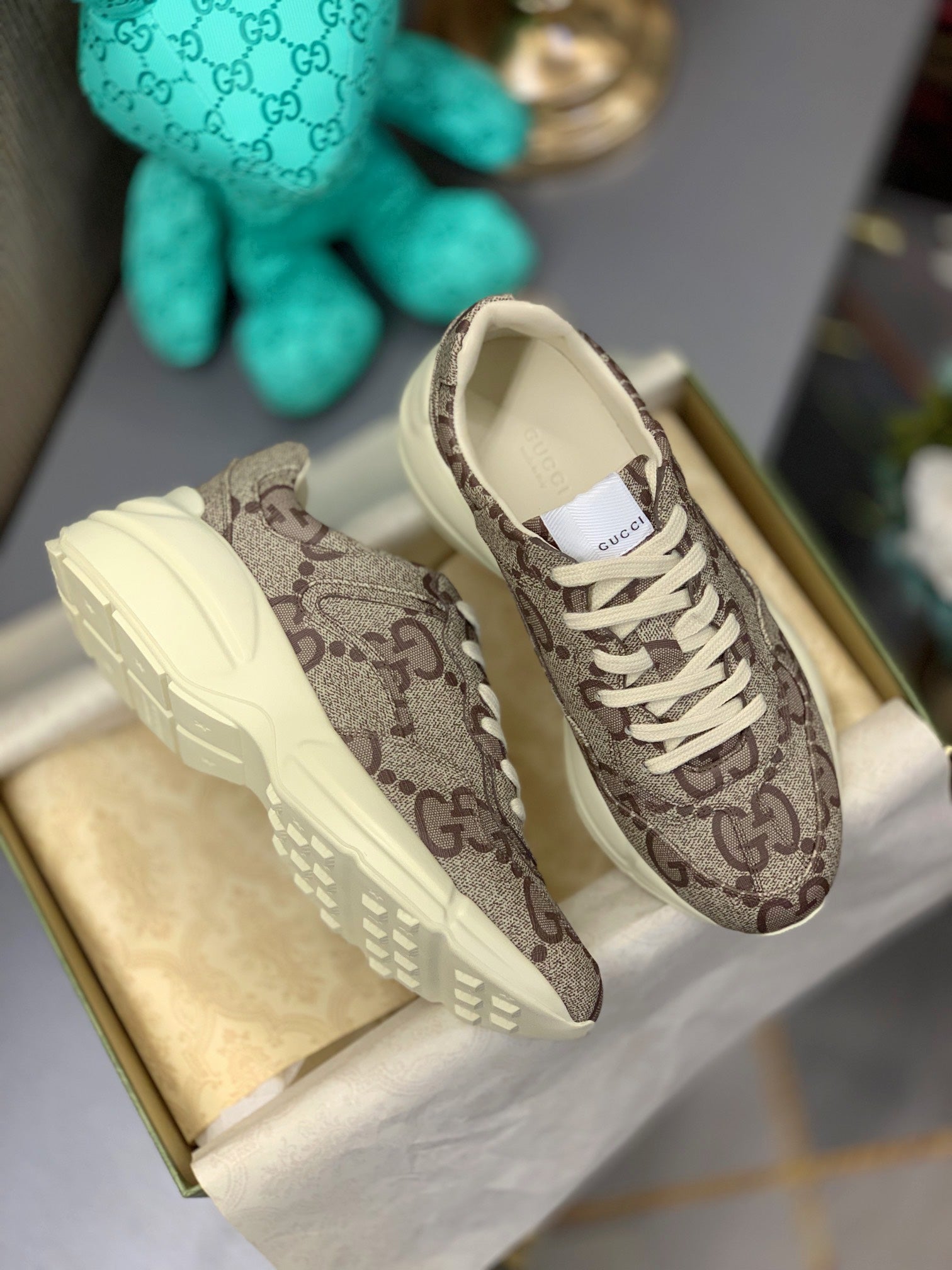 [TOP] GUCC! G*G 100 Rhyton Sneakers - Beige - Gucci