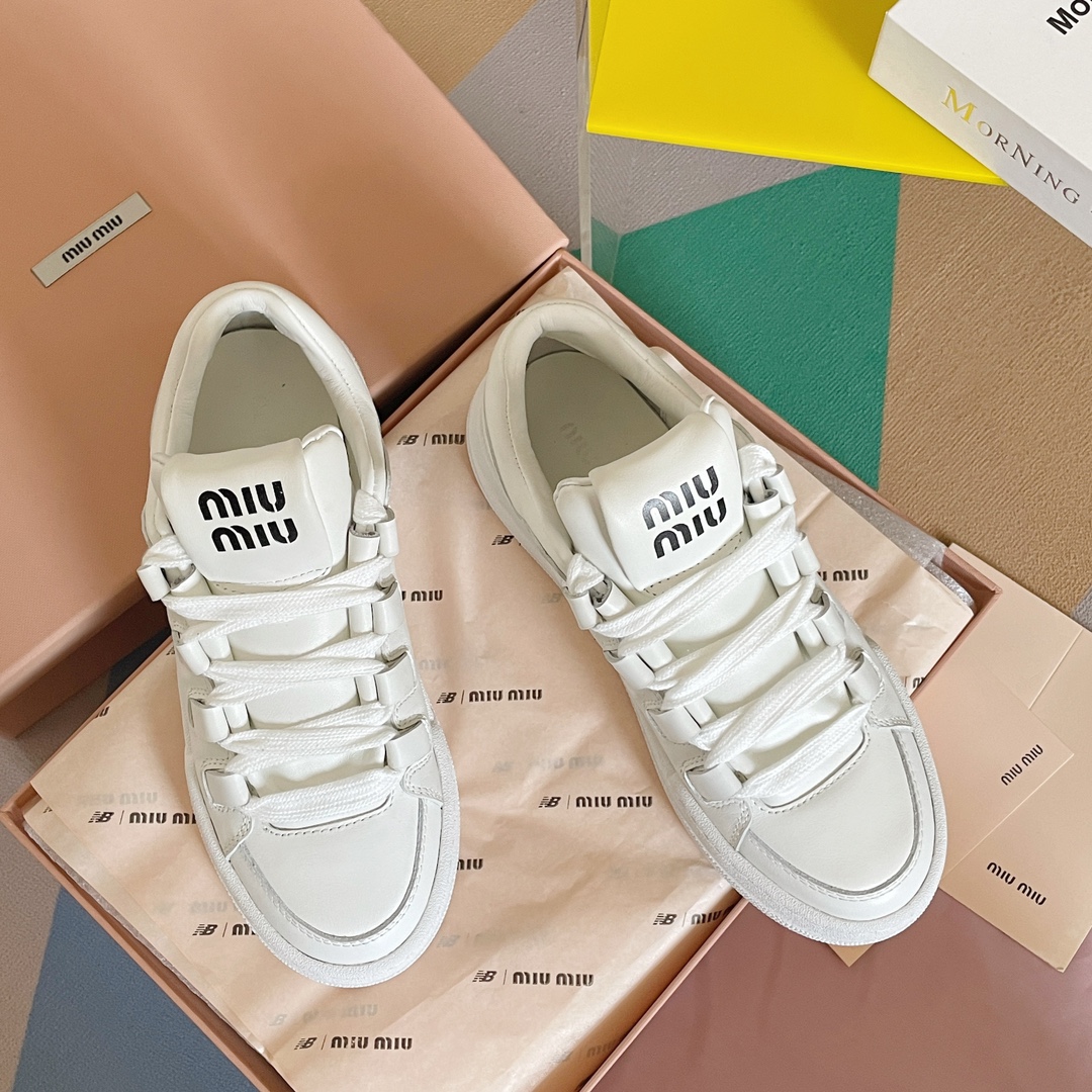 [TOP] m!u m!u Vintage Shoes Casual Sneakers - MIUMIU