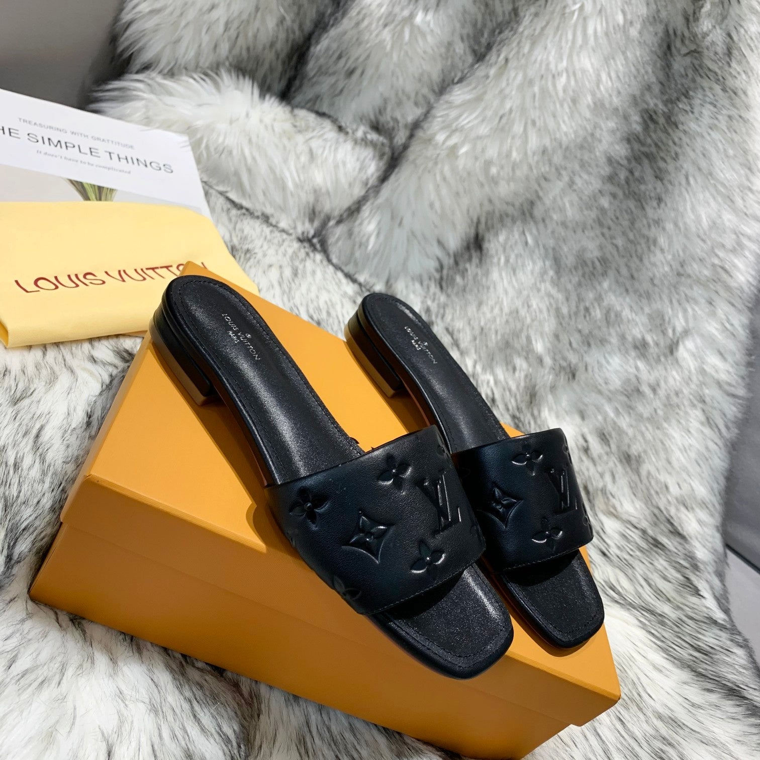 [TOP] L&V LV Empreinte Sandals - Black - LV Louis Vuitton