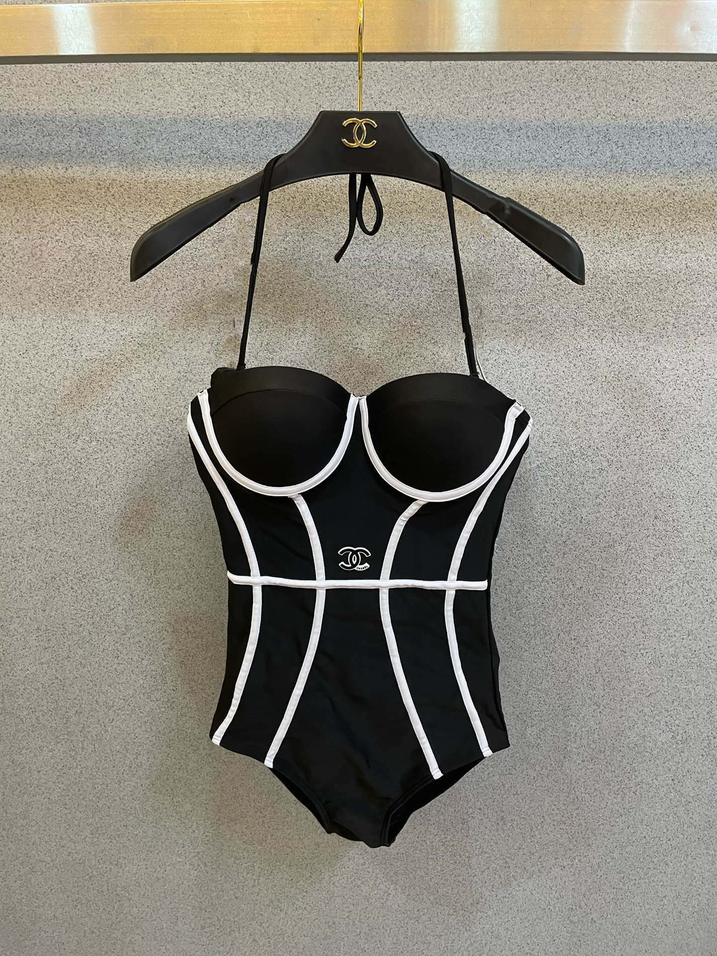 [TOP] CH@NEL One-Piece Swimsuit - Black - Chanel