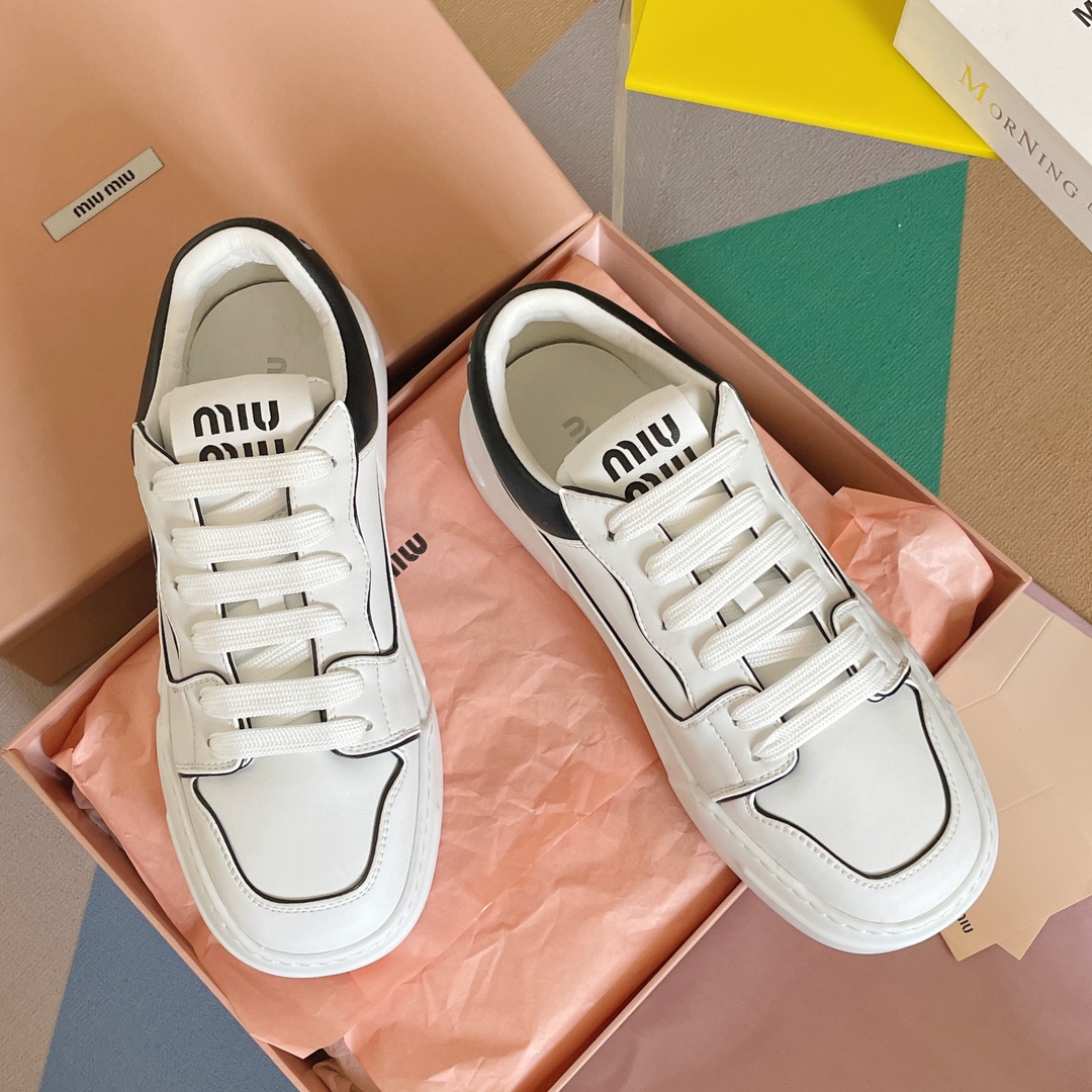 [TOP] m!u m!u Casual Sneakers - MIUMIU